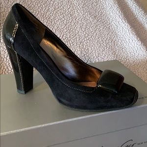 Kenneth Cole True Love Black Leather Pumps 8.5